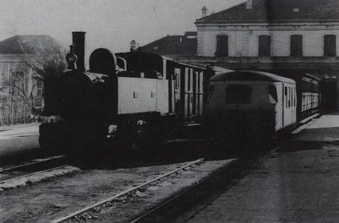 Mallet locomotive No. 319 at the head of train No. 22 in Ajaccio station Mallet locomotive No. 319 at the head of train No. 22 in Ajaccio station