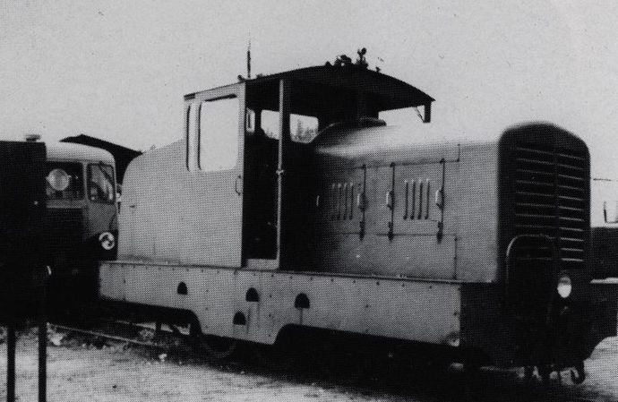Tractor n° 201 of the Vendée network, after its sale to the B.A. (Photo M. RIFAULT) Tractor n° 201 of the Vendée network, after its sale to the B.A. (Photo M. RIFAULT)